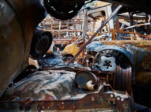 metal-scrap-from-cars-in-bucha-after-russian-invas-YZBK4Y4